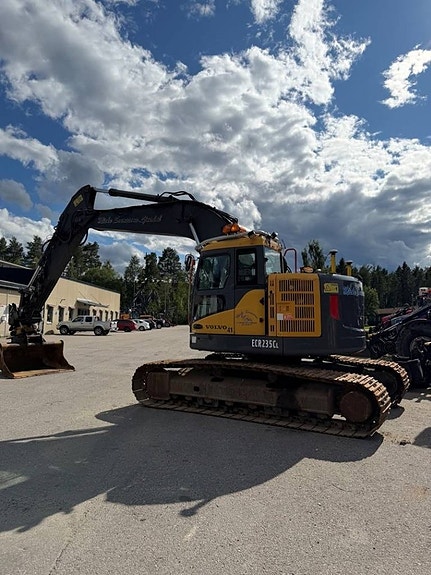 Volvo ECR 235 C L 8341 timmar 3 of 14