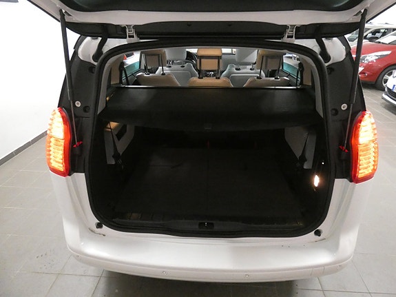 Peugeot 5008 17 of 17