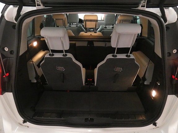 Peugeot 5008 16 of 17