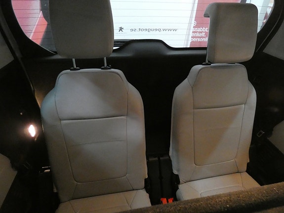 Peugeot 5008 15 of 17
