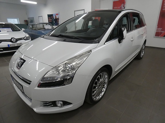 Peugeot 5008 3 of 17
