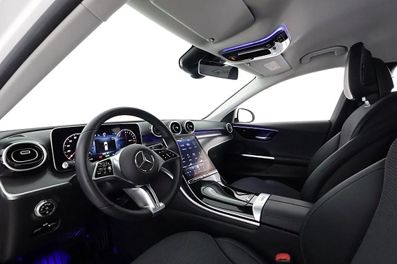 Mercedes-Benz C300 11 of 28