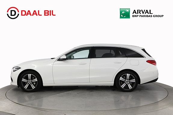 Mercedes-Benz C300 9 of 28