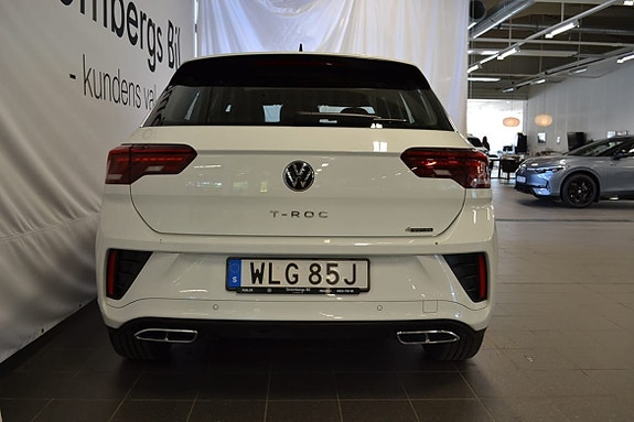 Volkswagen T-Roc 4 of 12