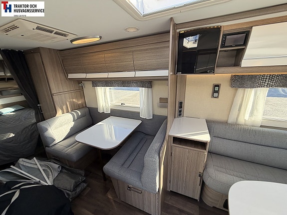 Kabe ROYAL 740 GXL KS med Dinette, AC, Förtält, -18 7 of 21