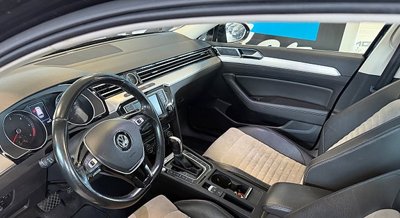 Volkswagen Passat 4 of 5