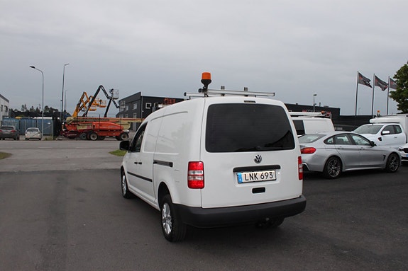 Volkswagen Caddy Maxi 9 of 9