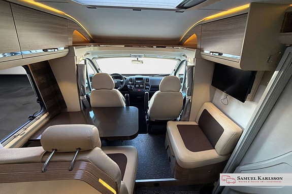 Adria Coral S 670 SLT | Långbäddar | Solcell 10 of 23