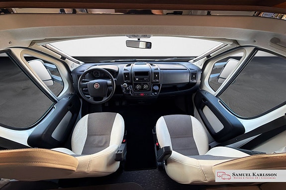 Adria Coral S 670 SLT | Långbäddar | Solcell 11 of 23