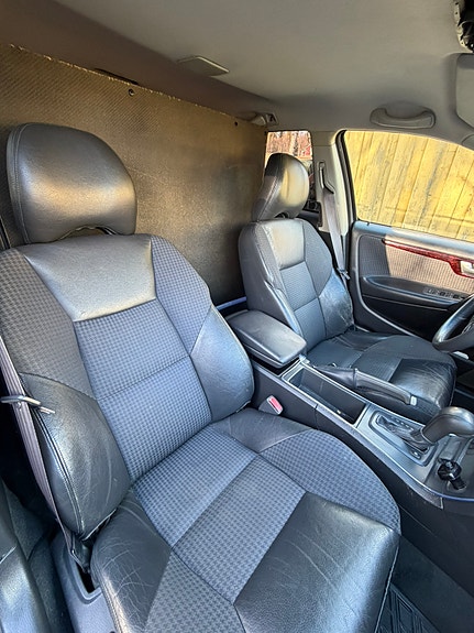Volvo V70 4 of 9