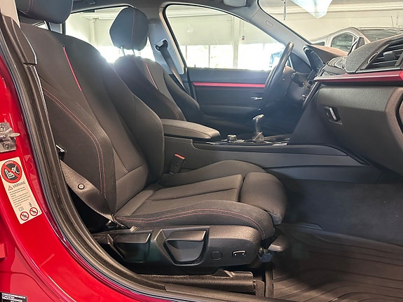 BMW 320d 8 of 13