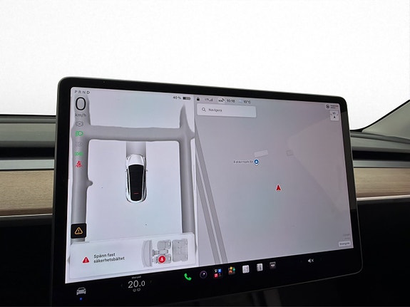 Tesla Model Y 16 of 30