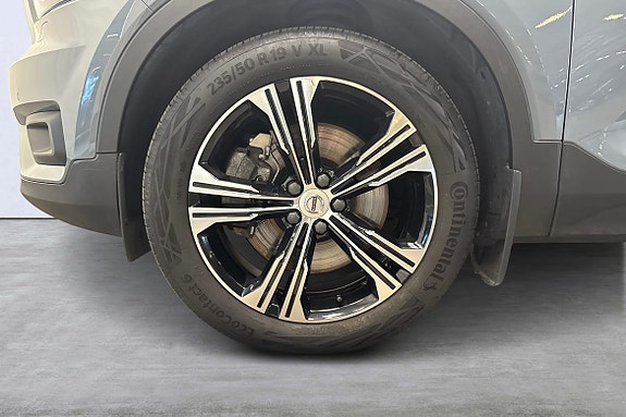 Volvo XC40 19 of 26