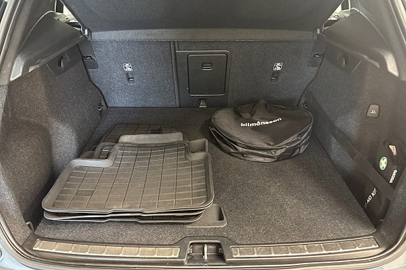 Volvo XC40 17 of 26