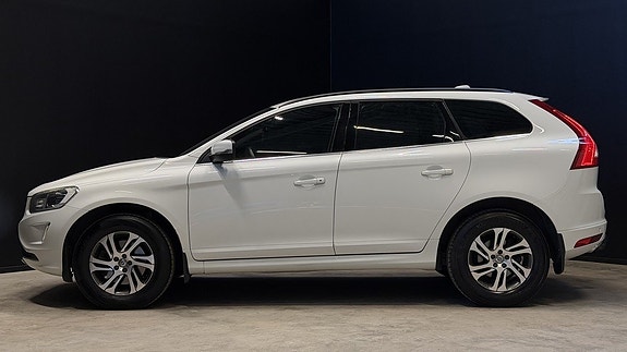 Volvo XC60 4 of 25