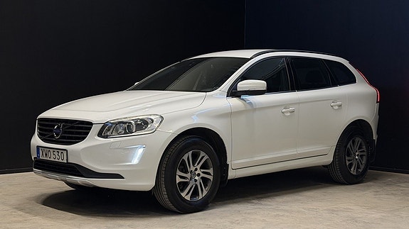 Volvo XC60 3 of 25