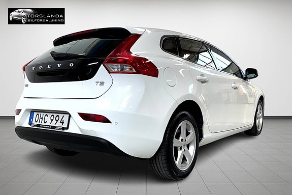 Volvo V40 7 of 14