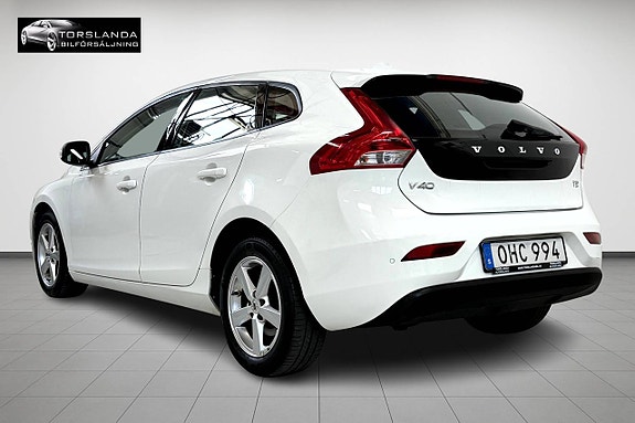 Volvo V40 8 of 14