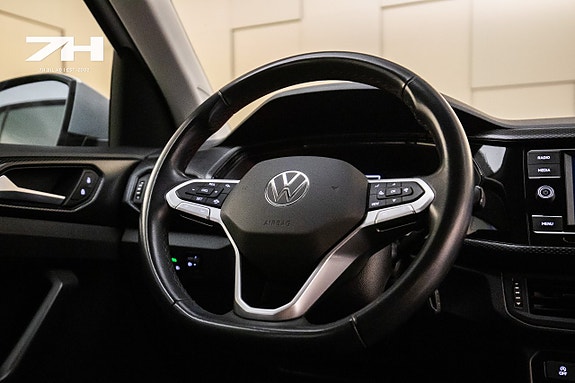 Volkswagen T-Cross 10 of 17
