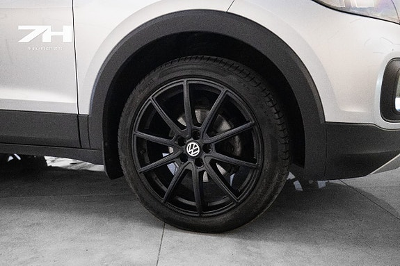 Volkswagen T-Cross 17 of 17