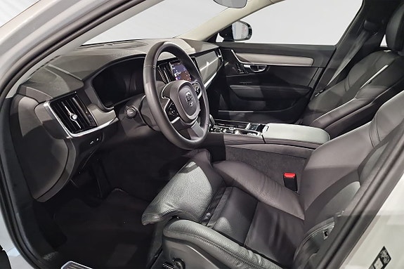 Volvo V90 7 of 17