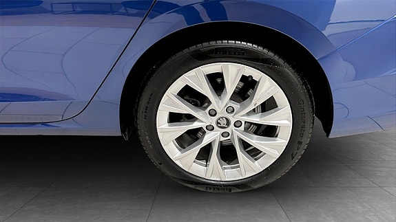 Skoda Superb 6 of 23