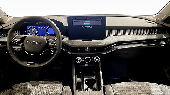 Skoda Superb 10 of 23