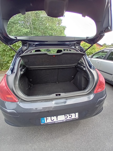 Peugeot 308 3 of 8
