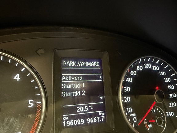 Volkswagen Caddy Maxi 10 of 13