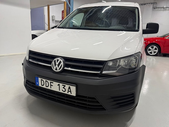 Volkswagen Caddy Maxi 2 of 13