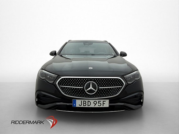 Mercedes-Benz E300 2 of 30