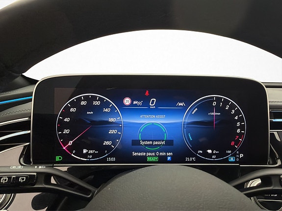 Mercedes-Benz E300 20 of 30