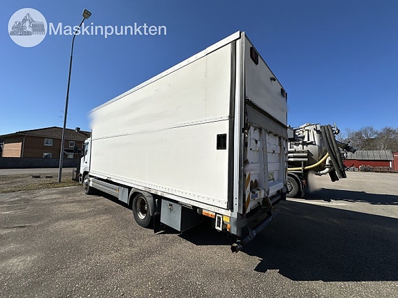 Mercedes 1223 skåpbil 7 of 27