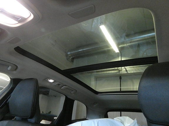 Volvo XC60 16 of 23