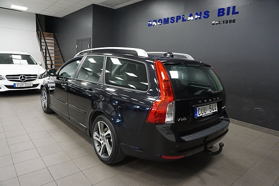Volvo V50 6 of 18