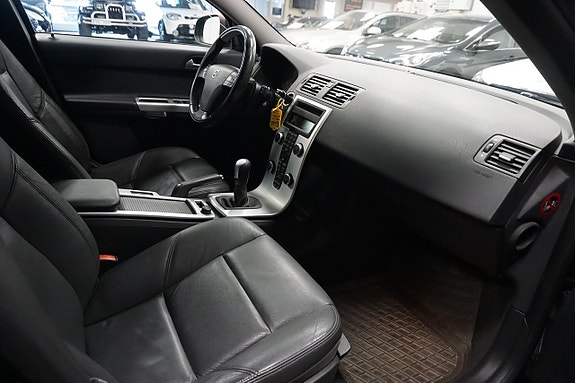 Volvo V50 9 of 18