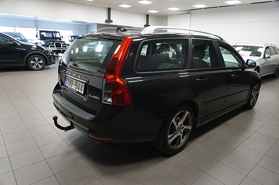 Volvo V50 8 of 18