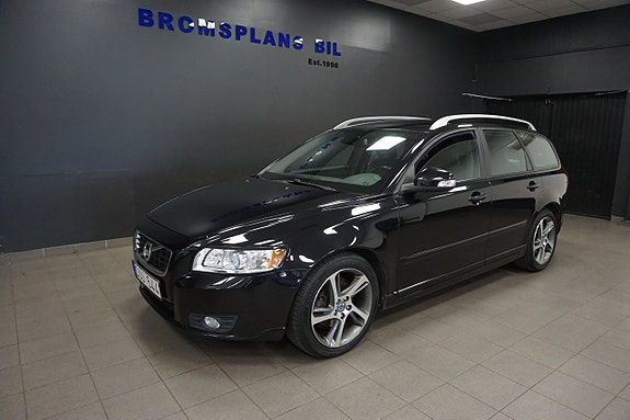 Volvo V50 2 of 18
