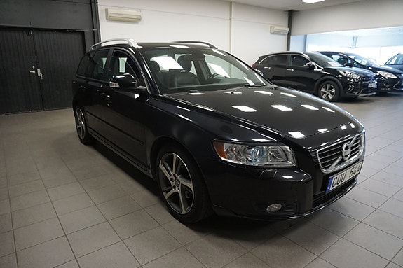 Volvo V50 4 of 18