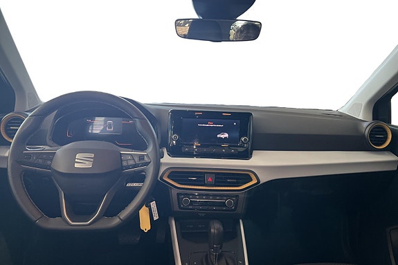Seat Arona 12 of 23