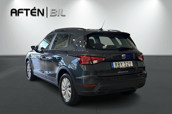 Seat Arona 9 of 23