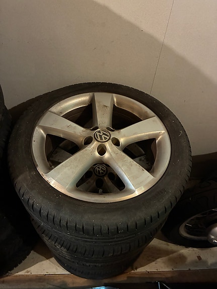 Volkswagen New Beetle 8 of 9
