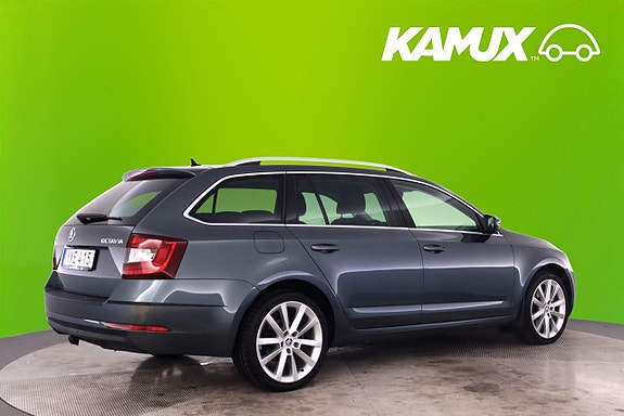Skoda Octavia 2 of 21