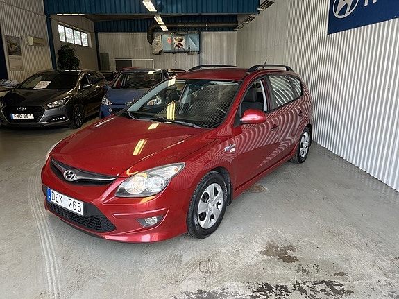Hyundai i30 2 of 4