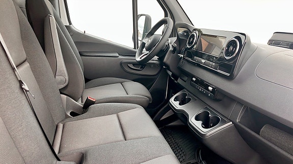 Mercedes-Benz Sprinter 208 3 of 9