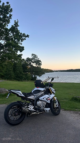 BMW S 1000 R 11 of 12