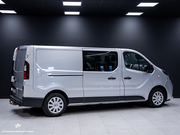 Renault Trafic 8 of 28