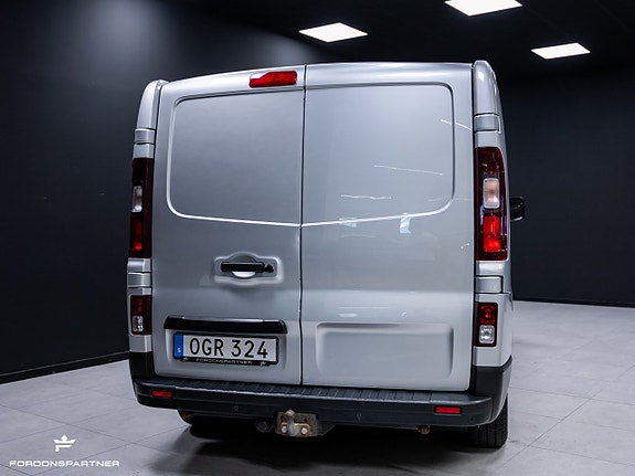Renault Trafic 11 of 28