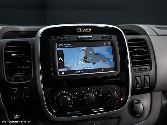 Renault Trafic 16 of 28