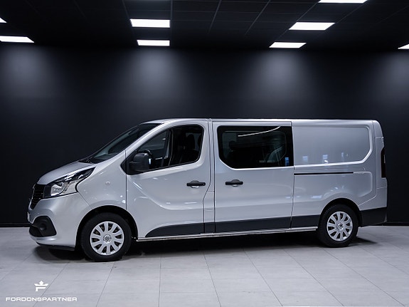 Renault Trafic 3 of 28